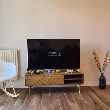 Appt 80M², 13 P, Disneyland, Fibre, 2 Parkings Chessy  Exterior foto