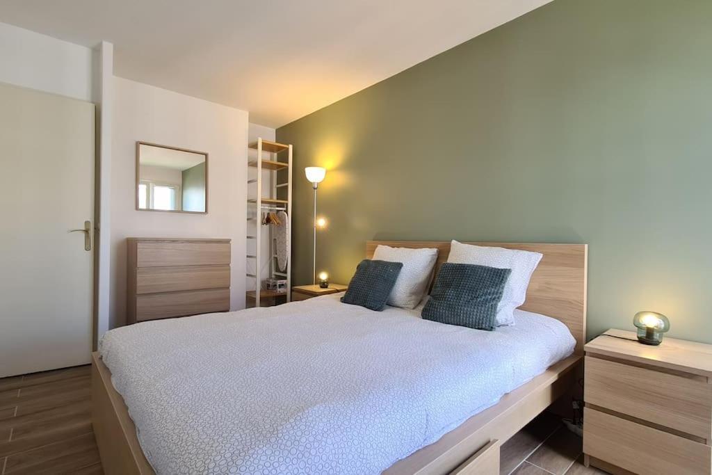 Appt 80M², 13 P, Disneyland, Fibre, 2 Parkings Chessy  Exterior foto